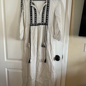 Zara Boho White and Black Long Sleeve Maxi Kaftan Dress. Size XS